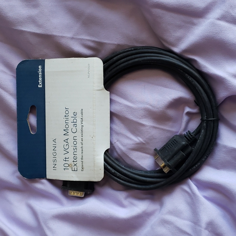 Insignia™ - 10' PC Monitor Extension Cable Black